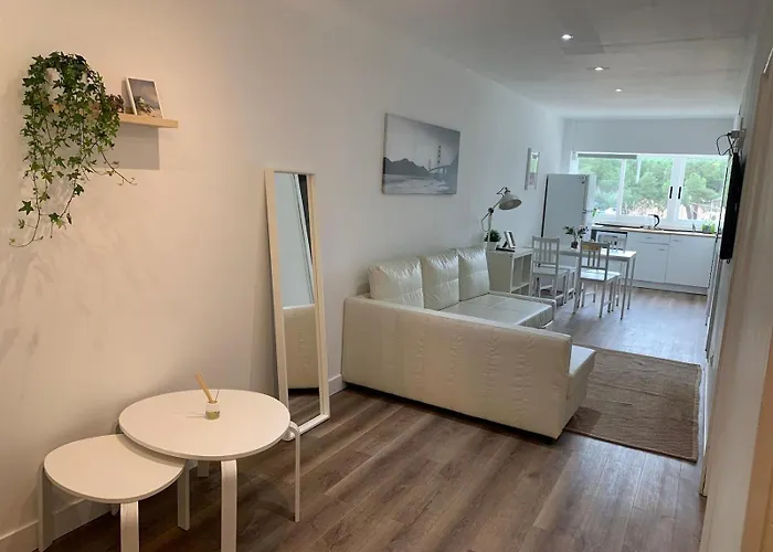 Loft Sleeper Llum ,aeropuerto شقة برشلونة